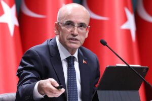 Mehmet Şimşek: Mali disiplini koruyoruz, hedefler doğrultusundayız