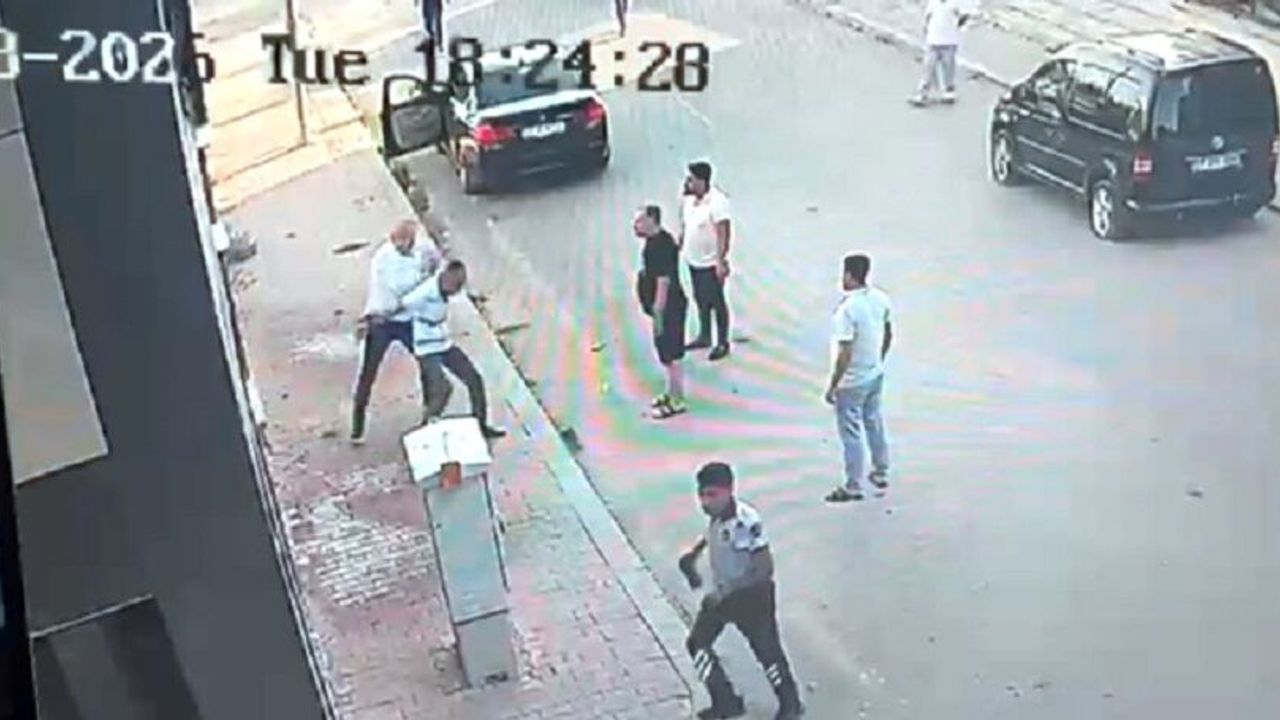 Milletvekili bıçaklı saldırıya uğradı: Açıklama geldi!