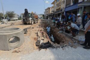 Muğla’da yol kazısında mezar ve iskelet kalıntıları bulundu