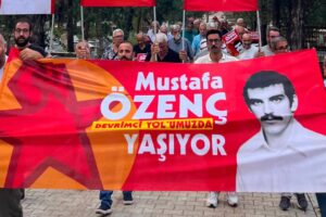 Mustafa Özenç mezarı başında anıldı
