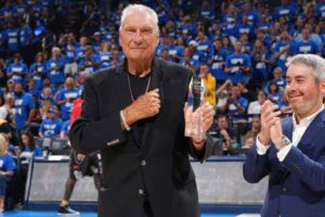 NBA'in efsanevi başantrenörlerinden Don Nelson hayatını kaybetti
