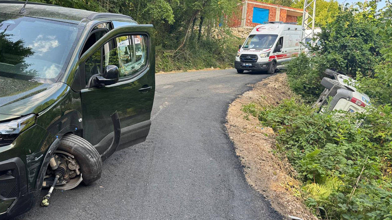 Ordu'da fındık işçilerini taşıyan minibüs devrildi: 8 yaralı