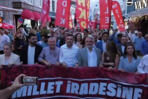 Özgür Çelik'ten AKP'ye geçen Şile Belediyesi Başkanvekiline tepki: Halk ihaneti affetmeyecek