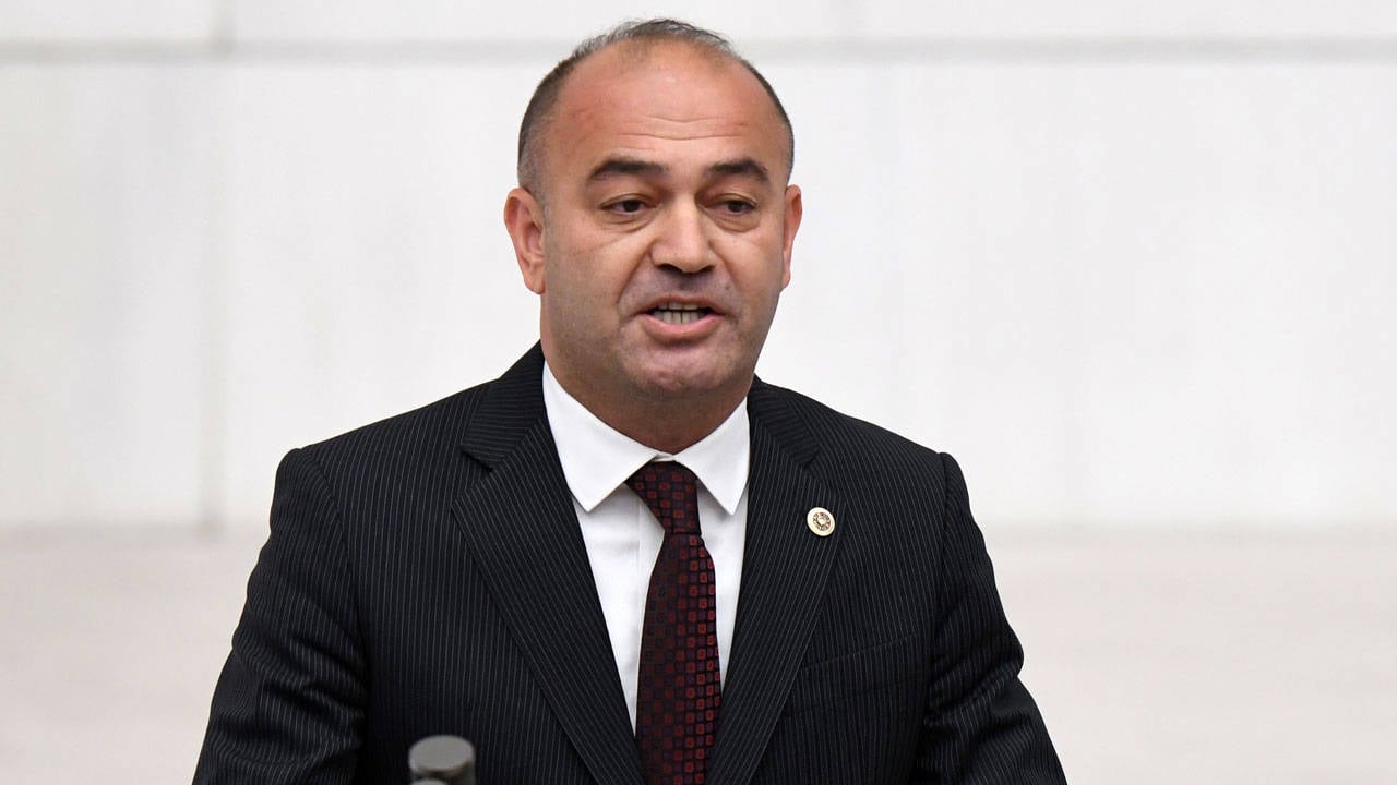 Özgür Karabat'tan Bakan Şimşek'e tepki: "Rakamlar ciddi bir alarm veriyor"