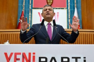 Özgür Özel'den dokunulmazlık fezlekesi ile ilgili açıklama