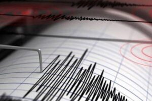 Peru'da 6,7 büyüklüğünde deprem