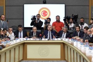 Süreç yasası Adalet Komisyon’undan geçti: 17, 5 saat sürdü