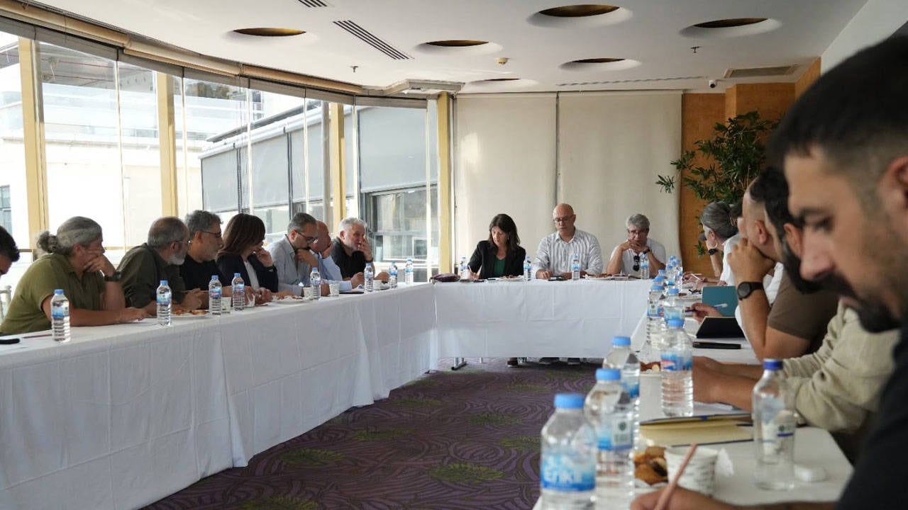 Süreci İsrail faktörü başlattı, Öcalan ‘alt kurul’un başına geçecek