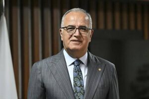 Türkiye Voleybol Federasyonu Başkanı Üstündağ: "Avrupa şampiyonluğunu da kazanmak istiyoruz"
