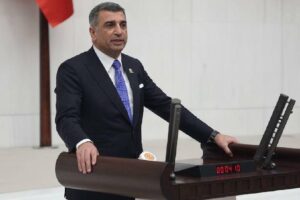 'Üçüncü yolcuların' adayı olacağı iddia edilen CHP'li Gürsel Erol'dan 'genel başkanlık' açıklaması