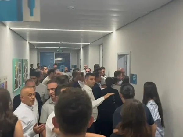 Üsküdar Belediyesi’nde başkanvekili seçiminde gerginlik! AK Parti grubu seçimi 22’ye 20 kazandığını belirtti…