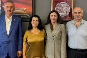 Yeni Parti Berlin Birliği için Çağrı Heyeti görevlendirildi