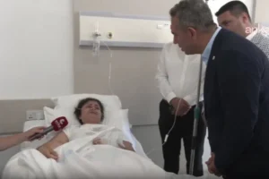 YENİ Parti Heyeti, Girne'de yaralıları ziyaret etti