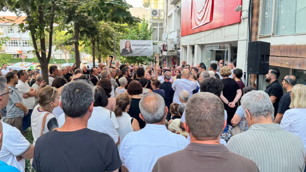YENİ Parti Manisa İl Örgütü başkanı için sokakta: Bunun adı soruşturma değil, hedef göstermek