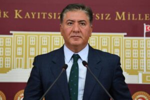 YENİ Partili Emir'den madencilerin gözaltına alınmasına tepki: "Patron Sebahattin Yıldız dışarıda, hakkını arayan madenci içeride!"