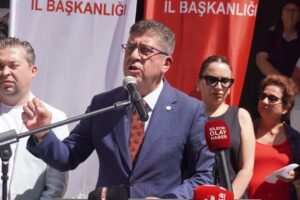 YENİ Partili Yaşar Tüzün'den 'Çerçeve Yasa' açıklaması: "Kumpasa çomak soktuk"