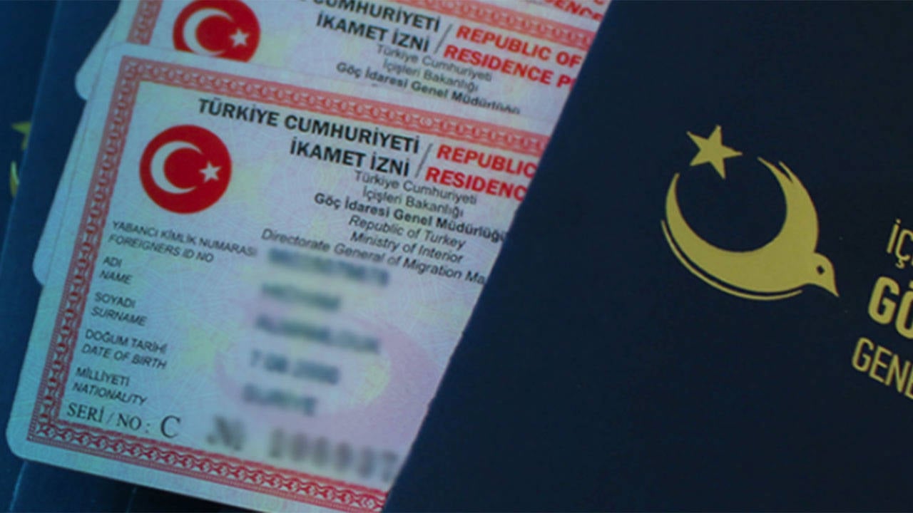 Yükseköğrenim mezunlarına iyi haber: Kısa dönem ikamet izni 1 yıl daha uzatılabilecek