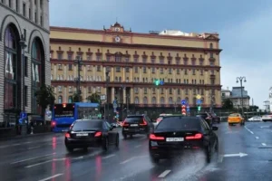 FSB: Ukrayna’dan karaborsaya yaklaşık 60 bin Batı menşeli silah sızmış olabilir