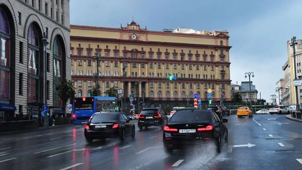 FSB: Ukrayna’dan karaborsaya yaklaşık 60 bin Batı menşeli silah sızmış olabilir