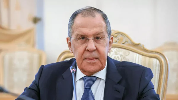 Lavrov'dan İngiltere'ye Salisbury tepkisi: ‘London vatandaşlarımızı adeta rehin aldı’