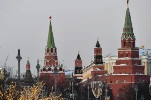 Kremlin: Kiev'e yapılan 'saldırmama' çağrılarını memnuniyetle karşılarız