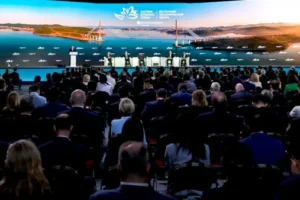 Eski Ürdünlü bakandan EEF değerlendirmesi: ‘Rusya askeri gücünü artırırken ekonomik büyümeyi de sürdürüyor’