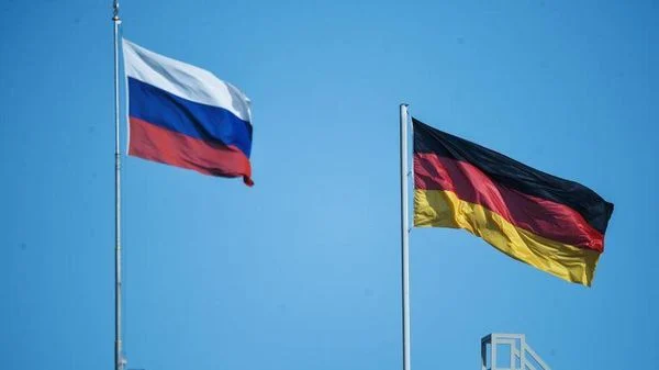 Rus diplomat Jdanova: Almanya, Rusya ile olası geniş çaplı çatışmaya hazırlanıyor