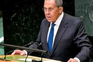 Rus Dışişleri Bakanı Lavrov: Rusya, S-400’lerin Türkiye’den dost bir ülkeye taşınmasına onay verebilir
