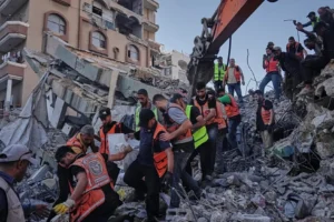 Gazze'de bina çökmesi: en az 12 ölü, onlarca kayıp