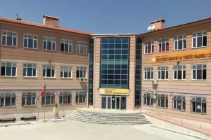 Manisa'daki okul saldırganının odasından gamalı haç çıktı: Saldıracağını bir yakınına söylemiş