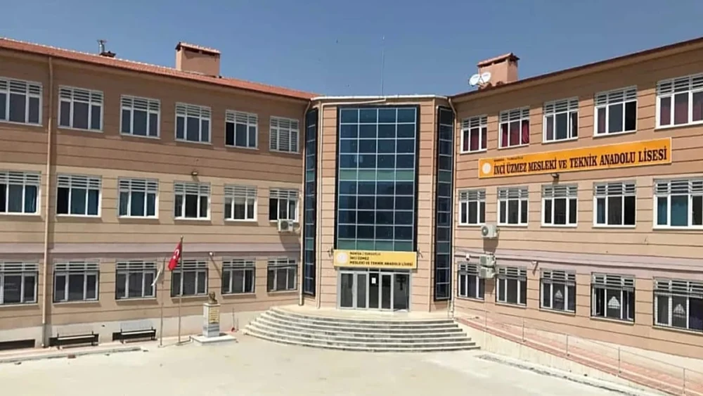 Manisa'daki okul saldırganının odasından gamalı haç çıktı: Saldıracağını bir yakınına söylemiş