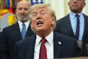 Trump: ABD Venezuela'nın tüm petrolünü alacak