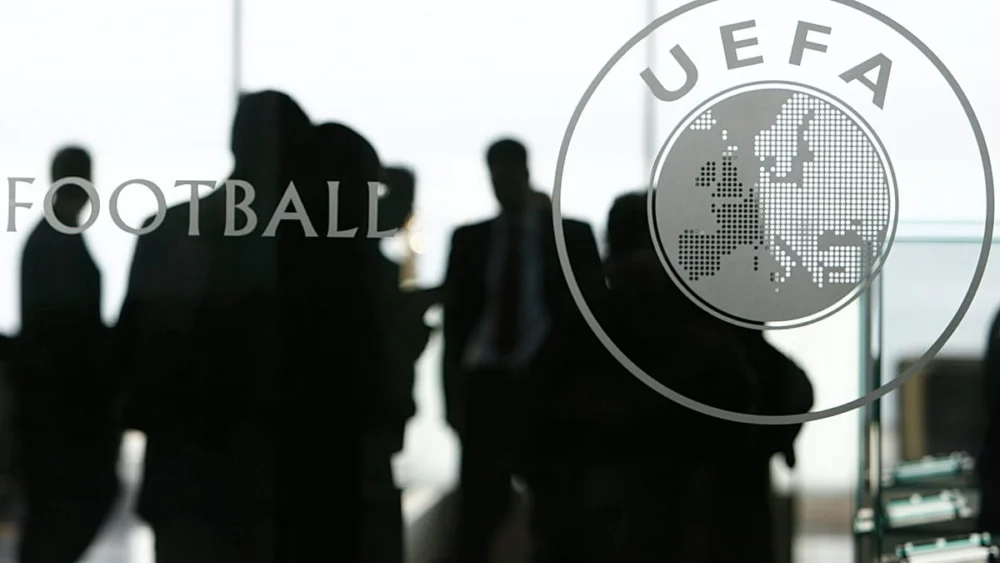 UEFA Fenerbahçe'ye Lyon maçı cezalarını açıkladı: Guendouzi ve Greenwood'a men
