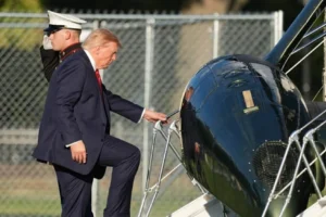 Trump, Ukrayna savaşını finanse eden Rus gelirlerini kesmeyi hedefleyen yaptırım paketini imzaladı