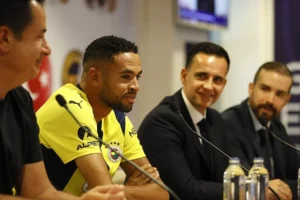 FIFA'dan Fenerbahçe'ye üç dönem transfer yasağı: 'Pazartesi kaldırılacak'