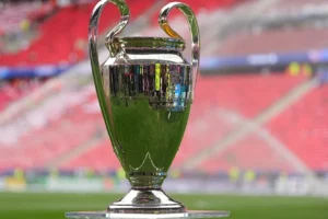 Fenerbahçe - Roma maçı canlı anlatım: Şampiyonlar Ligi'nde Kadıköy'de dev mücadele