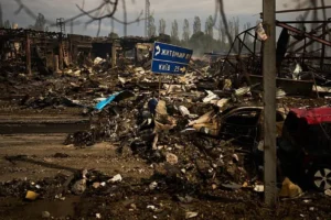 Rusya’nın Kiev’e düzenlediği yoğun füze ve İHA saldırılarında en az 4 kişi hayatını kaybetti