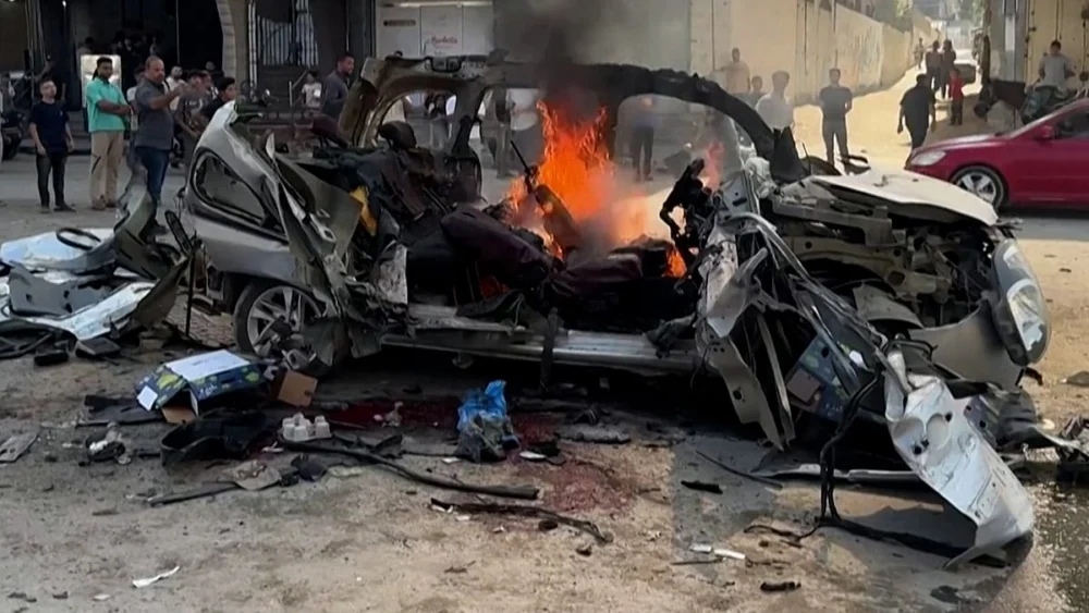 İsrail'in Gazze'de araca düzenlediği saldırıda iki Hamas mühendisi öldü, 13 yaralı