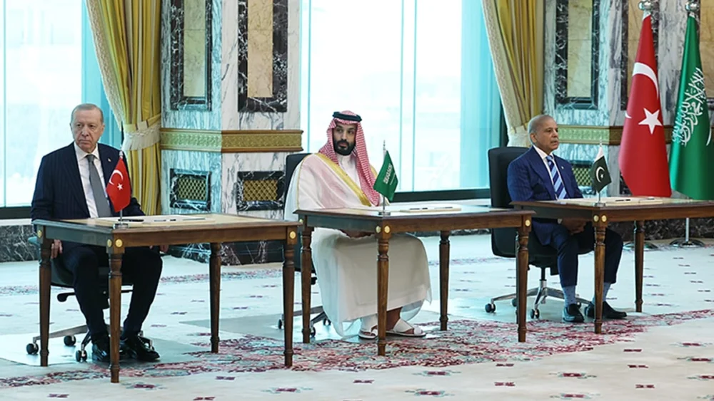 Türkiye, Pakistan ve Suudi Arabistan genelkurmay başkanları Riyad'a destek için 'acil toplanacak'