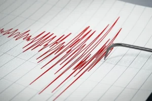 Şanlıurfa'da 5,4 büyüklüğünde deprem: Çevre illerde hissedildi
