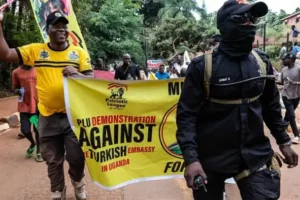 Uganda ordusu: "Türkiye ile askeri iş birliğini askıya aldık"