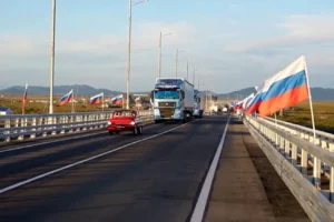 Rusya ve Kuzey Kore sınır boyunca ilk karayolu köprüsünü açtı
