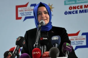 Fatma Betül Sayan Kaya’dan tek cümlelik yanıt: “Müsait değilim”