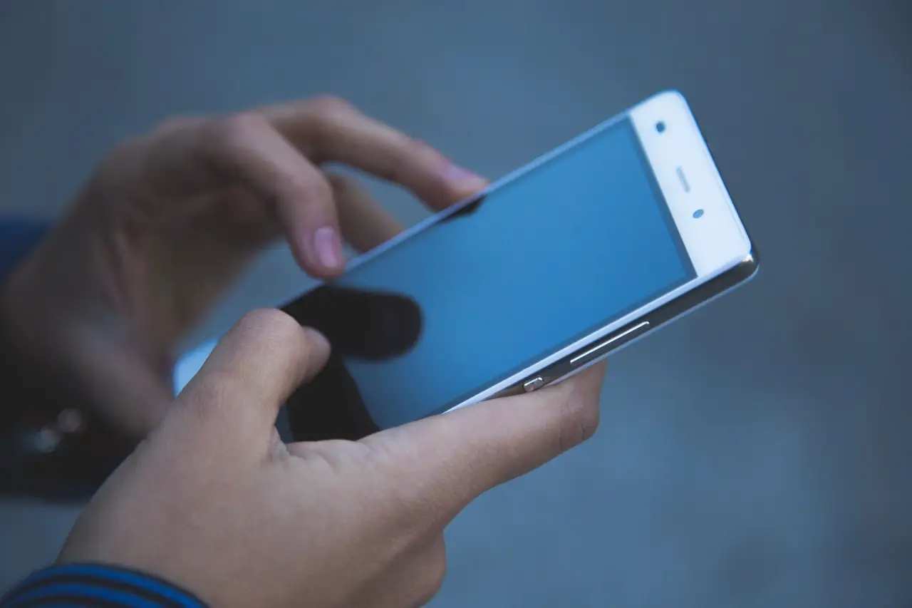 Akıllı telefonlarda yeni zam dalgası yolda: "İmkanı olan ertelemesin"