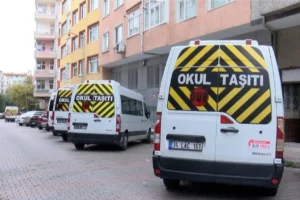 İdil’de öğrenci servisinin kaldırılması Meclis gündeminde | DEM Partili Aslan: Yıllardır engel olmayan mesafe şimdi neden gerekçe yapıldı?