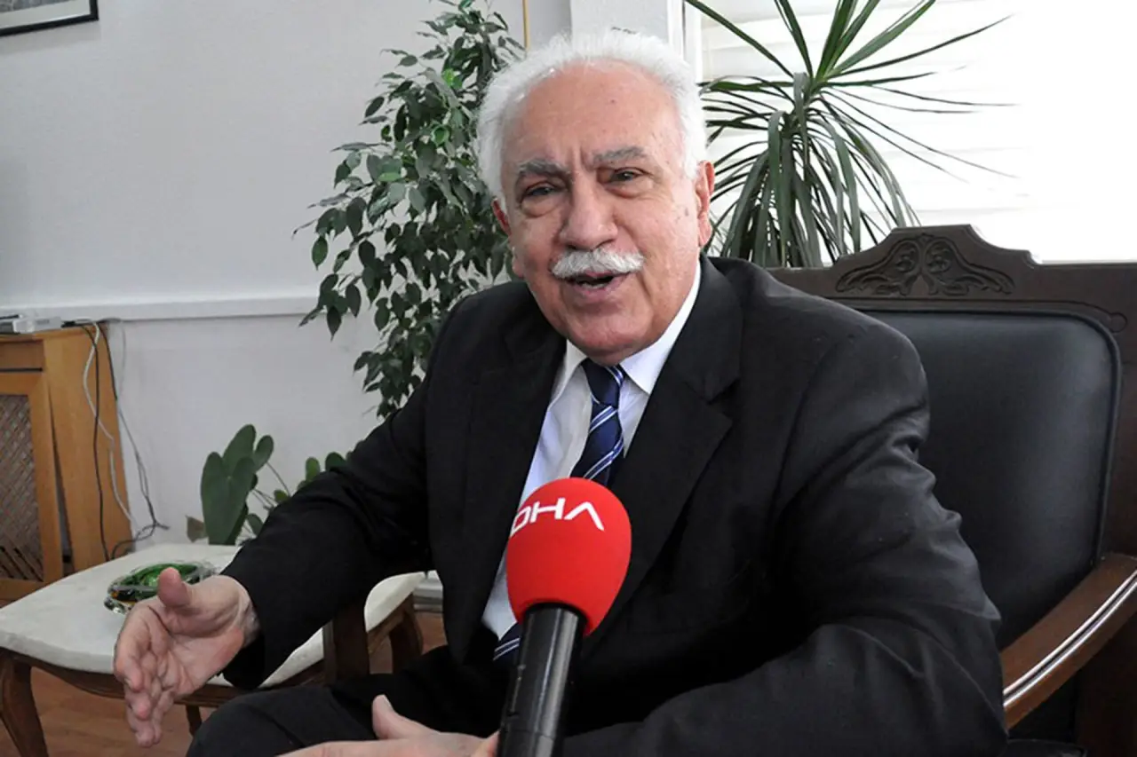Doğu Perinçek, Kaşif Kozinoğlu soruşturmasında ifade verdi