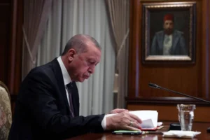Resmi Gazete'de yayımlandı: Sayıştay ve 3 bakanlığa yeni atama yapıldı, 2 il müdürü görevden alındı