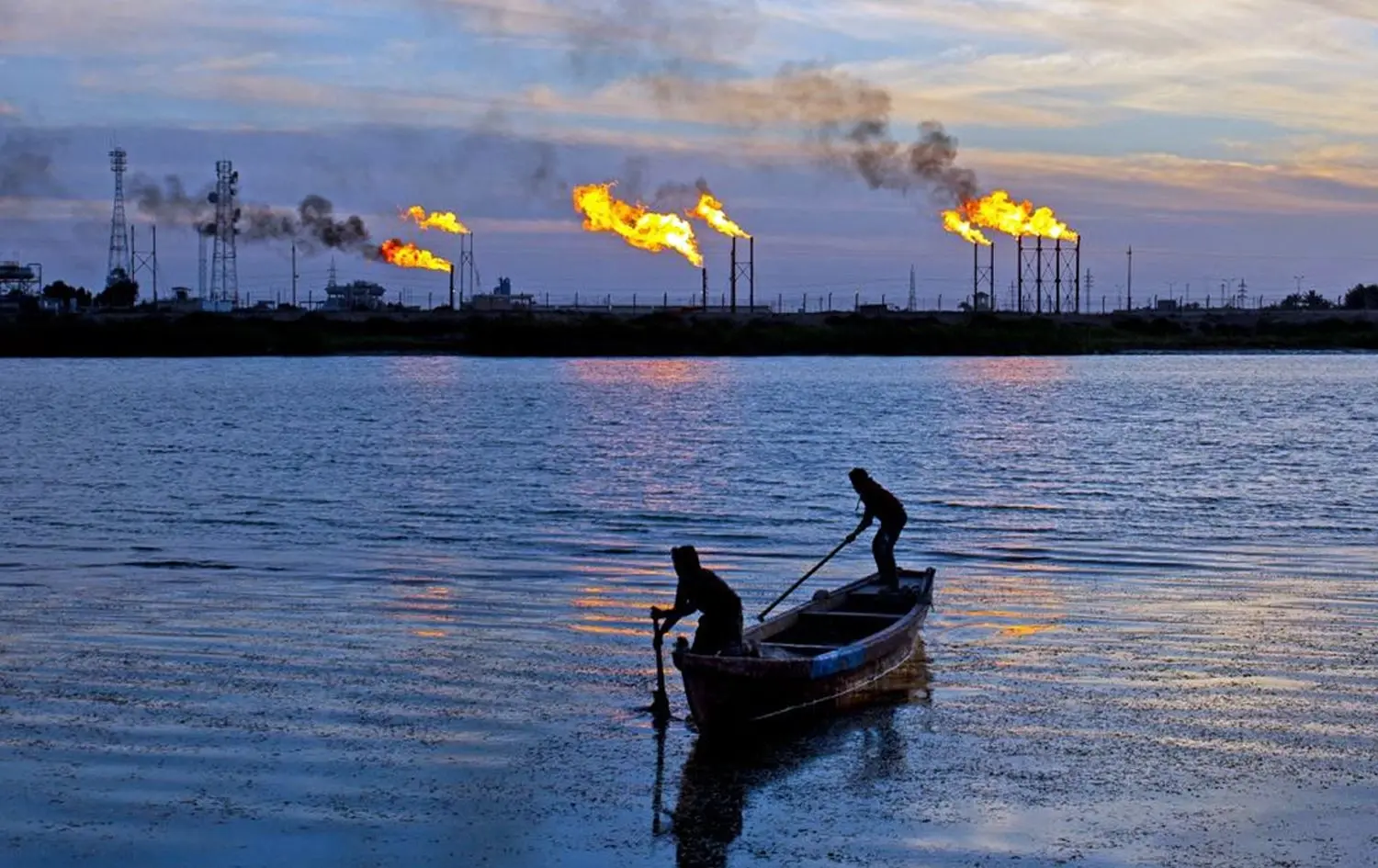 Petrol fiyatları ABD-İran gerilimiyle yükselmeye devam ediyor