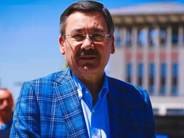 Ankara Büyükşehir Belediyesi Melih Gökçek hakkında suç duyurusunda bulunduğunu açıkladı