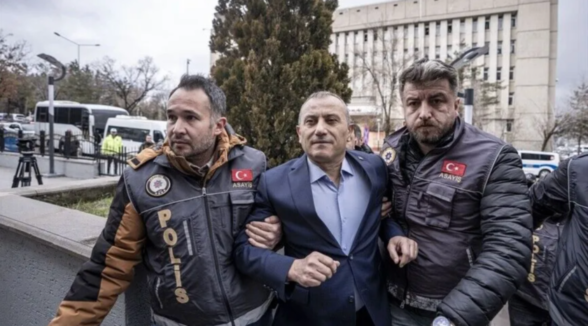 Tutuklu eski vali Sonel, avukatı aracığıyla paylaşım yaptı: Gerçeklerin ortaya çıkarılması en büyük arzumuz
